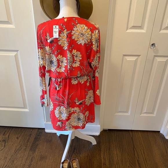 NWT! Express floral dress - Picture 5 of 6